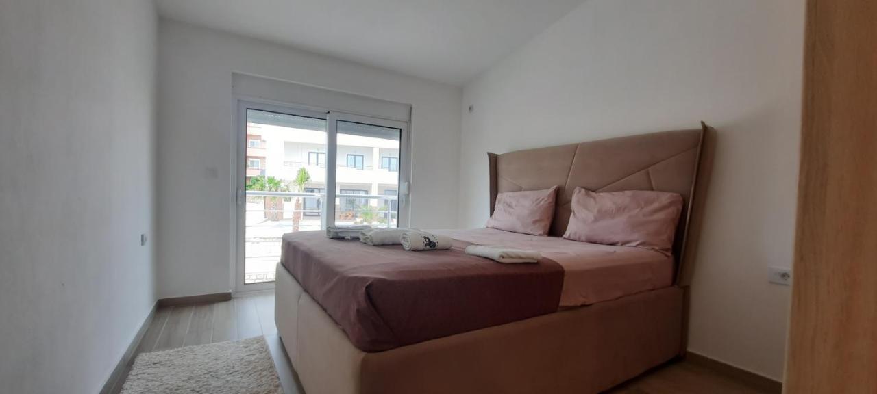 Studio Apartments Jupo Ulcinj Exterior photo