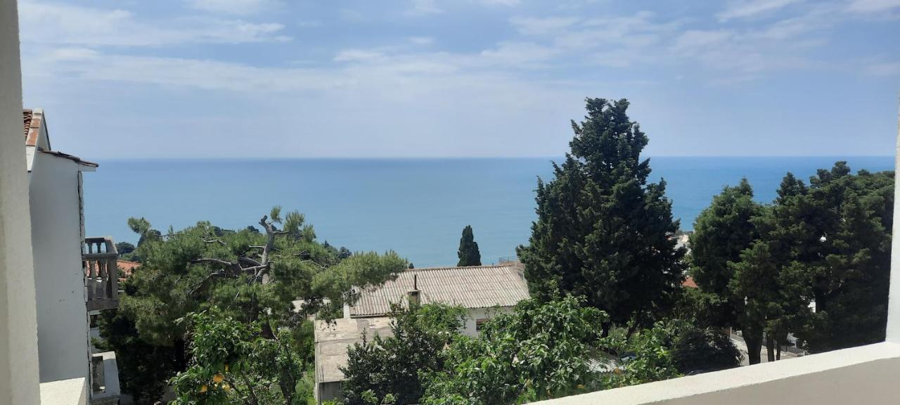 Studio Apartments Jupo Ulcinj Exterior photo