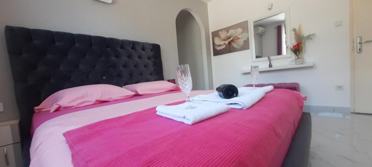 Studio Apartments Jupo Ulcinj Exterior photo